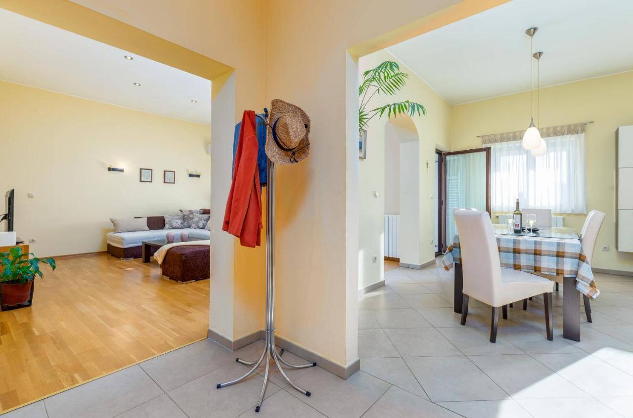 Apartment Luana A1 Fažana Exteriör bild